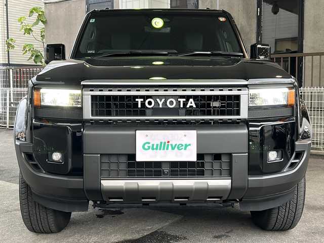 トヨタ ランドクルーザー ２５０ VX 京都府 2024(令6)年 1.1万km ブラック サンルーフ /本革 /D席パワーシート/前席シートヒーター/エアシート /12.3インチディスプレイオーディオ/純正ナビ/フルセグTV/Bluetooth/USB/HDMI/Miracast/ パノラミックビューモニター /前後コーナーセンサー /BSM /LEDヘッドライト /オートライト/オートマチックハイビーム/ウィンカーミラー/デジタルインナーミラー/クルコン追従有  /レーダークルーズコントロール/純正ドライブレコーダー/純正AW18インチ/パワーバックドア/ルーフレール/サイドステップ/Wサイドエアバッグ/カーテンエアバッグ