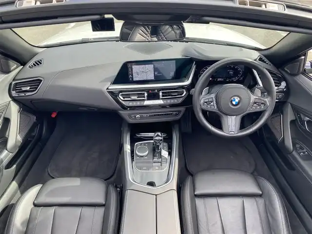 ＢＭＷ Ｚ４ 福岡県 2020(令2)年 3.4万km アルピンホワイトⅢ ・アダプティブクルーズコントロール/・純正ナビ/BT/USB/carplay/・バックカメラ/・黒革シート/シートヒーター/・ドライブレコーダー/・ETC/・純正19AW/・社外レーダー/・ワイヤレス充電/・保証書/・取扱説明書/・スペアキー