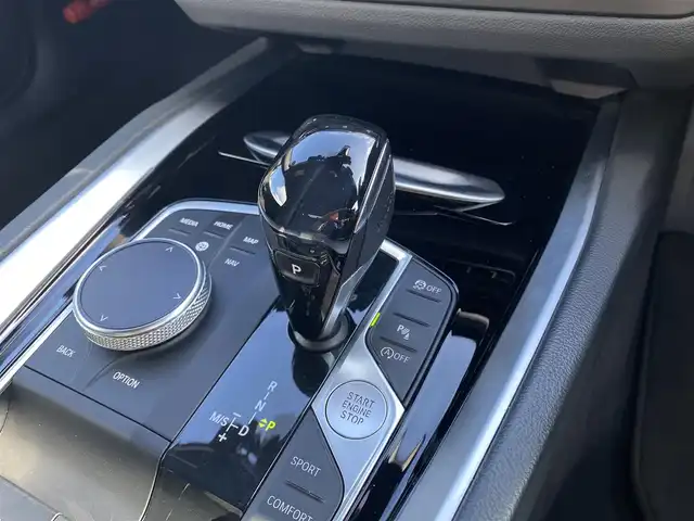 ＢＭＷ Ｚ４ 福岡県 2020(令2)年 3.4万km アルピンホワイトⅢ ・アダプティブクルーズコントロール/・純正ナビ/BT/USB/carplay/・バックカメラ/・黒革シート/シートヒーター/・ドライブレコーダー/・ETC/・純正19AW/・社外レーダー/・ワイヤレス充電/・保証書/・取扱説明書/・スペアキー