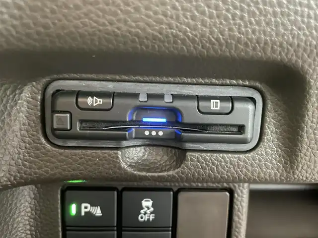 ホンダ Ｎ ＢＯＸ L 鹿児島県 2021(令3)年 4.8万km クリスタルブラックパール ナビ(CN-BR310B)　/・Bluetooth/衝突軽減　/片側パワースライドドア/バックカメラ　/前席シートヒーター　/後方コーナーセンサー　/追従型クルーズコントロール　/車線維持支援システム　/誤発進抑制　/純正アルミホイール　/ドライブレコーダー　/ＬＥＤヘッドライト　/フロアマット/ＥＴＣ/スマートキー/プッシュスタート