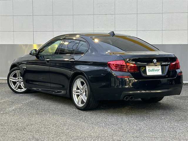 ＢＭＷ ５２３ｄ Mスポーツ 東京都 2016(平28)年 11.7万km カーボンブラックM 純正HDDナビ/バックカメラ/レザーシート/パワーシート/ドライビングアシストプラス/軽減ブレーキ/衝突回避/前車接近警告/レーンディパーチャーアラート/アクティブクルーズコントロール/ETC2.0/ステアリングスイッチ/パドルシフト/革巻きステアリングホイール/HIDヘッドライト/フォグランプ/Mスポーツサスペンション/プッシュスタート/スマートキー/アイドリングストップ/フロアマット/保証書/取扱説明書