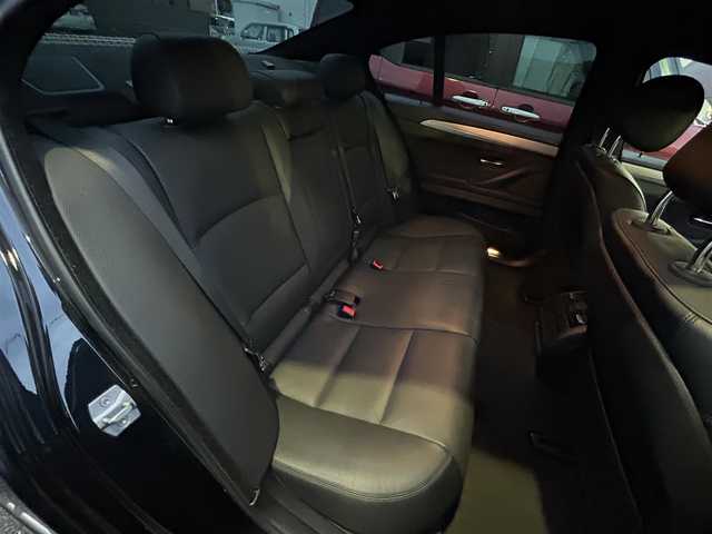 ＢＭＷ ５２３ｄ Mスポーツ 東京都 2016(平28)年 11.7万km カーボンブラックM 純正HDDナビ/バックカメラ/レザーシート/パワーシート/ドライビングアシストプラス/軽減ブレーキ/衝突回避/前車接近警告/レーンディパーチャーアラート/アクティブクルーズコントロール/ETC2.0/ステアリングスイッチ/パドルシフト/革巻きステアリングホイール/HIDヘッドライト/フォグランプ/Mスポーツサスペンション/プッシュスタート/スマートキー/アイドリングストップ/フロアマット/保証書/取扱説明書
