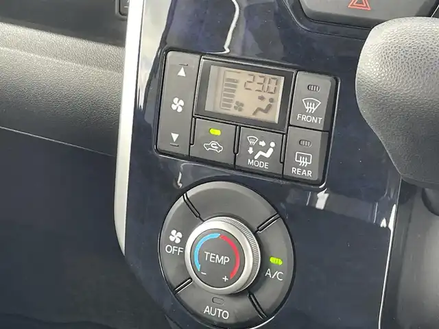 ダイハツ タント カスタム X トップED SA Ⅲ 福岡県 2018(平30)年 1.7万km パールホワイトⅢ スマートアシスト/衝突軽減/レーンキープアシスト/純正ナビ（ＮＭＺＫ－Ｗ６９Ｄ２）/フルセグTV/CD/DVD/BT/SD/バックカメラ/パワースライドドア/ハーフレザー/シートヒーター/ETC/ＬＥＤオートライト/オートハイビーム/フォグランプ/アイドリングストップ/ステアリングリモコン/スマートキー/プッシュスタート/ベンチシート/フルフラットシート