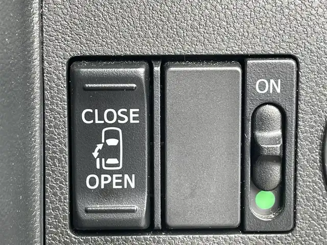 ダイハツ タント カスタム X トップED SA Ⅲ 福岡県 2018(平30)年 1.7万km パールホワイトⅢ スマートアシスト/衝突軽減/レーンキープアシスト/純正ナビ（ＮＭＺＫ－Ｗ６９Ｄ２）/フルセグTV/CD/DVD/BT/SD/バックカメラ/パワースライドドア/ハーフレザー/シートヒーター/ETC/ＬＥＤオートライト/オートハイビーム/フォグランプ/アイドリングストップ/ステアリングリモコン/スマートキー/プッシュスタート/ベンチシート/フルフラットシート