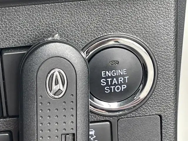 ダイハツ タント カスタム X トップED SA Ⅲ 福岡県 2018(平30)年 1.7万km パールホワイトⅢ スマートアシスト/衝突軽減/レーンキープアシスト/純正ナビ（ＮＭＺＫ－Ｗ６９Ｄ２）/フルセグTV/CD/DVD/BT/SD/バックカメラ/パワースライドドア/ハーフレザー/シートヒーター/ETC/ＬＥＤオートライト/オートハイビーム/フォグランプ/アイドリングストップ/ステアリングリモコン/スマートキー/プッシュスタート/ベンチシート/フルフラットシート