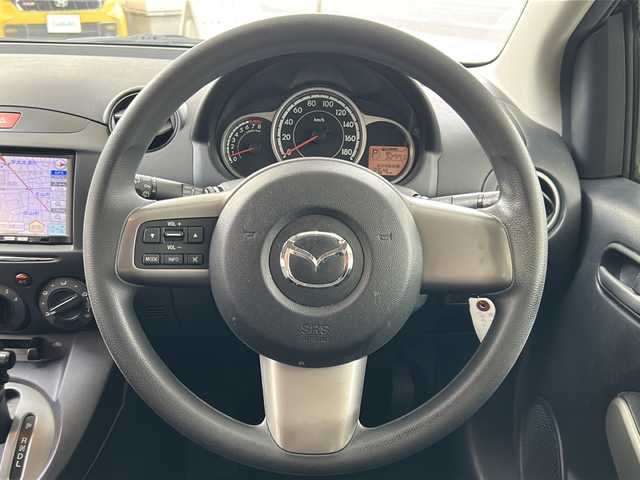 マツダ デミオ 13C－V スマートEDⅡ 兵庫県 2013(平25)年 3.3万km ストーミーブルーマイカ ワンオーナー/社外SDナビ/　DVD/USB/AM/FM/ワンセグテレビ（走行中視聴不可）/前方ドライブレコーダー/アンチロック・ブレーキ・システム/盗難防止装置/純正フロアマット/パワーステアリング/パワーウィンドウ/エアバッグ（W）/リモコンキー/保証書/取扱説明書