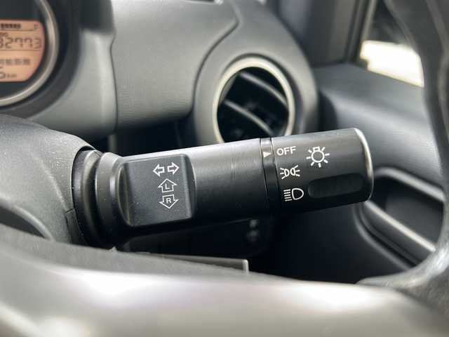 マツダ デミオ 13C－V スマートEDⅡ 兵庫県 2013(平25)年 3.3万km ストーミーブルーマイカ ワンオーナー/社外SDナビ/　DVD/USB/AM/FM/ワンセグテレビ（走行中視聴不可）/前方ドライブレコーダー/アンチロック・ブレーキ・システム/盗難防止装置/純正フロアマット/パワーステアリング/パワーウィンドウ/エアバッグ（W）/リモコンキー/保証書/取扱説明書