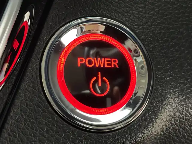 ホンダ ヴェゼル ハイブリッド Z ホンダセンシング 鹿児島県 2019(平31)年 3.1万km クリスタルブラックパール 純正ナビ/・CD/DVD/・FM/AM/・フルセグTV/・SD/Music Rack/・USB/HDMI/・Bluetooth/ホンダセンシング/●衝突軽減ブレーキ〈CMBS〉/●誤発進抑制機能/●歩行者事故低減ステアリング/●路外逸脱抑制機能/●ACC〈アダプティブ・クルーズ・コントロール〉/●LKAS〈車線維持支援システム〉/●先行車発進お知らせ機能/●標識認識機能/バックカメラ/サイドカーテンエアバッグ/LEDヘッドライト/ハーフレザーシート/運転席+助手席シートヒーター/ドライブレコーダー/ビルトインETC/アイドリングストップ/パドルシフト/横滑り防止装置