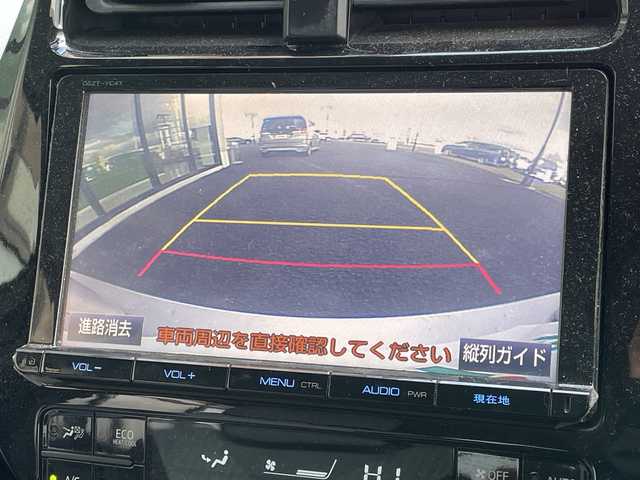 トヨタ プリウス S 道央・札幌 2016(平28)年 9.8万km スティールブロンドM ４WD/寒冷地仕様/純正ディーラーOPナビ/CD/DVD/BT/フルセグ/横滑り防止装置/クリアランスソナー/パーキングアシスト/バックカメラ/ビルトインETC/ドライブレコーダー/EVMODE/DRIVEMODE切替/ワイパーデアイサー/革巻きステアリング/ステアリングリモコン/プッシュスタート/スマートキー/LEDヘッドライト/オートライト/フォグランプ/電動格納ミラー/ヒーテッドドアミラー/ウィンカーミラー/純正フロアマット/ドアバイザー/スペアキー/純正エンジンスターター/社外AW付夏タイヤ積込/（純正ホイールキャップ付）/195/65/R15/2021年/山4mm