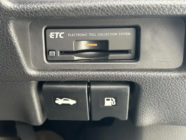 日産 エクストレイル 20X エマージェンシーブレーキ 長崎県 2015(平27)年 3.7万km ブリリアントホワイトパール ワンオーナー/純正メモリナビ/（CD/DVD/BT/フルセグ）/全方位カメラ/衝突軽減システム/レーンアシスト/クルーズコントロール/ETC/ステアリングスイッチ/シートヒーター/オートライト/純正１７インチAW