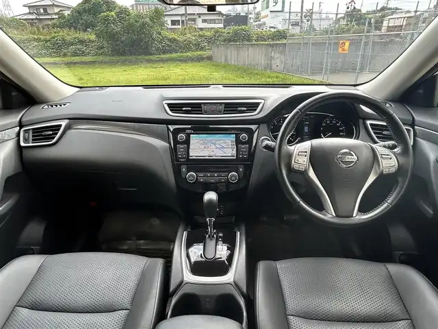 日産 エクストレイル 20X エマージェンシーブレーキ 長崎県 2015(平27)年 3.7万km ブリリアントホワイトパール ワンオーナー/純正メモリナビ/（CD/DVD/BT/フルセグ）/全方位カメラ/衝突軽減システム/レーンアシスト/クルーズコントロール/ETC/ステアリングスイッチ/シートヒーター/オートライト/純正１７インチAW