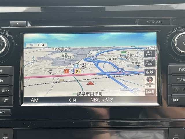 日産 エクストレイル 20X エマージェンシーブレーキ 長崎県 2015(平27)年 3.7万km ブリリアントホワイトパール ワンオーナー/純正メモリナビ/（CD/DVD/BT/フルセグ）/全方位カメラ/衝突軽減システム/レーンアシスト/クルーズコントロール/ETC/ステアリングスイッチ/シートヒーター/オートライト/純正１７インチAW