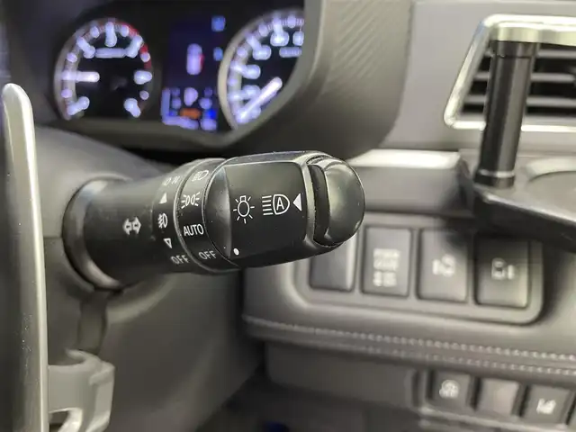 三菱 デリカＤ：５ G 宮城県 2020(令2)年 4.2万km シルバーⅡ パイオニアナビ/全周囲カメラ/オーバーフェンダー/JAOSリアラダー/マッドフラップ/MKW16インチアルミ/フリップダウンモニター/HDMI入力端子/innoルーフラック /レーダークルーズコントロール/両側パワースライドドア/ETC/ドライブレコーダー/100V電源/レザー調シートカバー/禁煙車