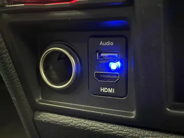 三菱 デリカＤ：５ G 宮城県 2020(令2)年 4.2万km シルバーⅡ パイオニアナビ/全周囲カメラ/オーバーフェンダー/JAOSリアラダー/マッドフラップ/MKW16インチアルミ/フリップダウンモニター/HDMI入力端子/innoルーフラック /レーダークルーズコントロール/両側パワースライドドア/ETC/ドライブレコーダー/100V電源/レザー調シートカバー/禁煙車