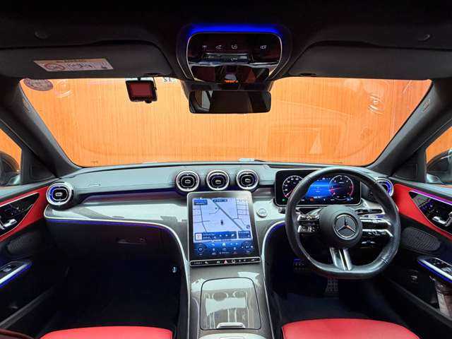 メルセデス・ベンツ Ｍ・ベンツ Ｃ２２０ｄ アバンギャルド　AMGライン 千葉県 2022(令4)年 4.9万km オブシディアンブラック パノラマＳＲ　/レザーエクスクルーシブＰＫＧ　/ベーシックＰＫＧ　/赤黒革シート　/ＨＵＤ　/ＡＣＣ　/ＡＲナビ/ＴＶ　/３６０°　/Ｂｌｕｅｔｏｏｔｈ接続　/シートヒーター　/ＲＳＰ　/ＥＴＣ　/ドラレコ　/１オーナー