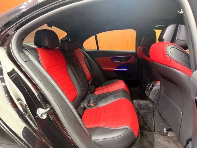 メルセデス・ベンツ Ｍ・ベンツ Ｃ２２０ｄ アバンギャルド　AMGライン 千葉県 2022(令4)年 4.9万km オブシディアンブラック パノラマＳＲ　/レザーエクスクルーシブＰＫＧ　/ベーシックＰＫＧ　/赤黒革シート　/ＨＵＤ　/ＡＣＣ　/ＡＲナビ/ＴＶ　/３６０°　/Ｂｌｕｅｔｏｏｔｈ接続　/シートヒーター　/ＲＳＰ　/ＥＴＣ　/ドラレコ　/１オーナー