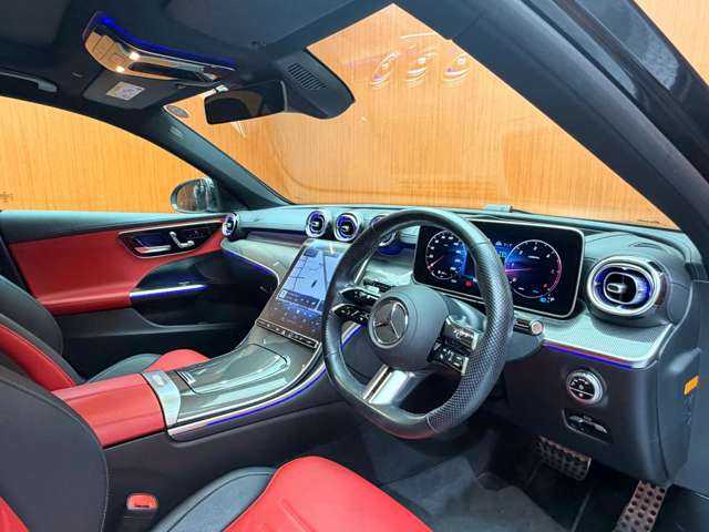 メルセデス・ベンツ Ｍ・ベンツ Ｃ２２０ｄ アバンギャルド　AMGライン 千葉県 2022(令4)年 4.9万km オブシディアンブラック パノラマＳＲ　/レザーエクスクルーシブＰＫＧ　/ベーシックＰＫＧ　/赤黒革シート　/ＨＵＤ　/ＡＣＣ　/ＡＲナビ/ＴＶ　/３６０°　/Ｂｌｕｅｔｏｏｔｈ接続　/シートヒーター　/ＲＳＰ　/ＥＴＣ　/ドラレコ　/１オーナー