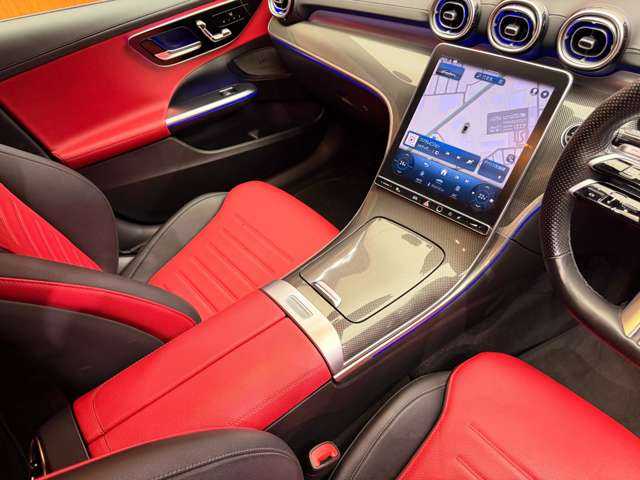 メルセデス・ベンツ Ｍ・ベンツ Ｃ２２０ｄ アバンギャルド　AMGライン 千葉県 2022(令4)年 4.9万km オブシディアンブラック パノラマＳＲ　/レザーエクスクルーシブＰＫＧ　/ベーシックＰＫＧ　/赤黒革シート　/ＨＵＤ　/ＡＣＣ　/ＡＲナビ/ＴＶ　/３６０°　/Ｂｌｕｅｔｏｏｔｈ接続　/シートヒーター　/ＲＳＰ　/ＥＴＣ　/ドラレコ　/１オーナー