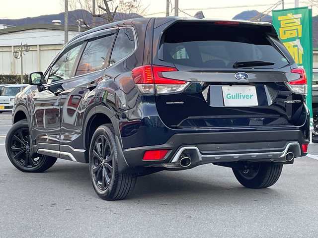スバル フォレスター スポーツ 長野県 2020(令2)年 0.5万km ダークブルーパール フルタイム４ＷＤ/８インチ純正ナビ/(CN-FX800DFD)/Bluetooth Audio/ビルドインＥＴＣ/バックカメラ/フロント/サイドカメラ/追従クルーズコントロール/コーナーセンサー/電動リアゲート/ステアリングヒーター/ステアリングスイッチ/本革巻ステアリング/パドルシフト/デジタルインナーミラー/パワーシートＤ＋Ｎ席/シートヒーター（全席）/純正フロアマット/プッシュスタート/オートライト/フォグランプ/ドアバイザー/トノカバー/スマートキー/スペアキー×１/横滑り防止機能/盗難防止機能