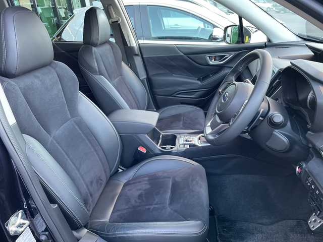 スバル フォレスター スポーツ 長野県 2020(令2)年 0.5万km ダークブルーパール フルタイム４ＷＤ/８インチ純正ナビ/(CN-FX800DFD)/Bluetooth Audio/ビルドインＥＴＣ/バックカメラ/フロント/サイドカメラ/追従クルーズコントロール/コーナーセンサー/電動リアゲート/ステアリングヒーター/ステアリングスイッチ/本革巻ステアリング/パドルシフト/デジタルインナーミラー/パワーシートＤ＋Ｎ席/シートヒーター（全席）/純正フロアマット/プッシュスタート/オートライト/フォグランプ/ドアバイザー/トノカバー/スマートキー/スペアキー×１/横滑り防止機能/盗難防止機能