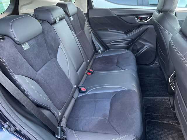 スバル フォレスター スポーツ 長野県 2020(令2)年 0.5万km ダークブルーパール フルタイム４ＷＤ/８インチ純正ナビ/(CN-FX800DFD)/Bluetooth Audio/ビルドインＥＴＣ/バックカメラ/フロント/サイドカメラ/追従クルーズコントロール/コーナーセンサー/電動リアゲート/ステアリングヒーター/ステアリングスイッチ/本革巻ステアリング/パドルシフト/デジタルインナーミラー/パワーシートＤ＋Ｎ席/シートヒーター（全席）/純正フロアマット/プッシュスタート/オートライト/フォグランプ/ドアバイザー/トノカバー/スマートキー/スペアキー×１/横滑り防止機能/盗難防止機能