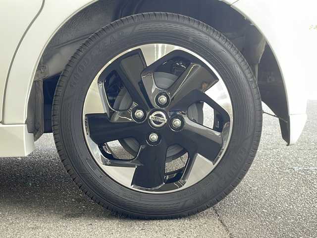 日産 ルークス HWS X プロパイロットED 福島県 2022(令4)年 4万km ホワイトパール １オーナー　純正９インチナビ　全方位モニター　プロパイロット　両側パワースライドドア　３６０度ドライブレコーダー　フルセグＴＶ　スマートキー　クリアランスソナー　純正アルミホイール　ＬＥＤヘッドライト