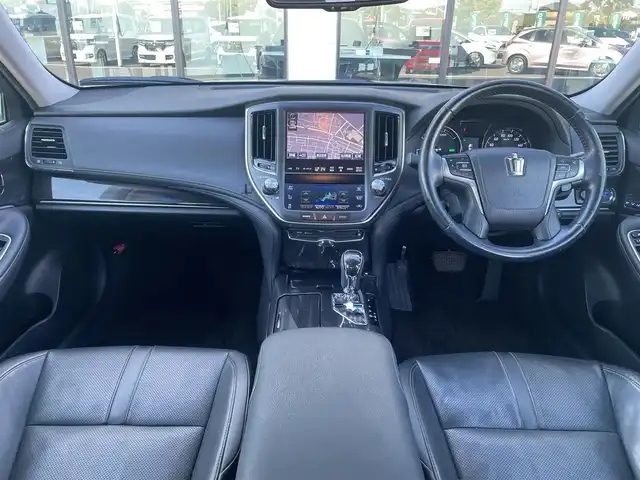 トヨタ クラウン ハイブリッド アスリートG 群馬県 2014(平26)年 9.2万km ブラック 純正メーカーHDDナビ/　CD/DVD/BTオーディオ/USB/フルセグTV/バックカメラ/黒革シート/シートヒーター（運転席、助手席）/エアーシート（運転席、助手席）/パワーシート（運転席、助手席）/シートメモリー（運転席）/ステアリングヒーター/レーダークルーズコントロール/クリアランスソナー/スーパーライブサウンドシステム/オートリトラクタブルミラー/HIDヘッドライト/プッシュスタート/ETC/保証書/取扱説明書/スペアーキー１本