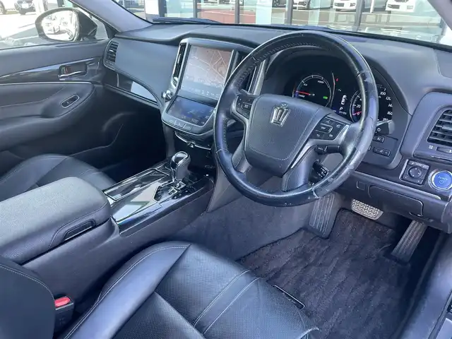 トヨタ クラウン ハイブリッド アスリートG 群馬県 2014(平26)年 9.2万km ブラック 純正メーカーHDDナビ/　CD/DVD/BTオーディオ/USB/フルセグTV/バックカメラ/黒革シート/シートヒーター（運転席、助手席）/エアーシート（運転席、助手席）/パワーシート（運転席、助手席）/シートメモリー（運転席）/ステアリングヒーター/レーダークルーズコントロール/クリアランスソナー/スーパーライブサウンドシステム/オートリトラクタブルミラー/HIDヘッドライト/プッシュスタート/ETC/保証書/取扱説明書/スペアーキー１本