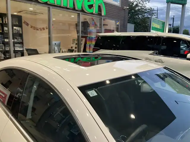 メルセデス・ベンツ ＣＬＳ３５０ 神奈川県 2005(平17)年 2.8万km アラバスターホワイト ワンオーナー/新車時保証書/サンルーフ/前席パワーシート/前席シートメモリー/前席シートヒーター/レザーシート/パイオニアSDナビ/Bluetooth/CD/DVD/SD/バックカメラ/クルーズコントロール/ドラレコ/ステアリングリモコン