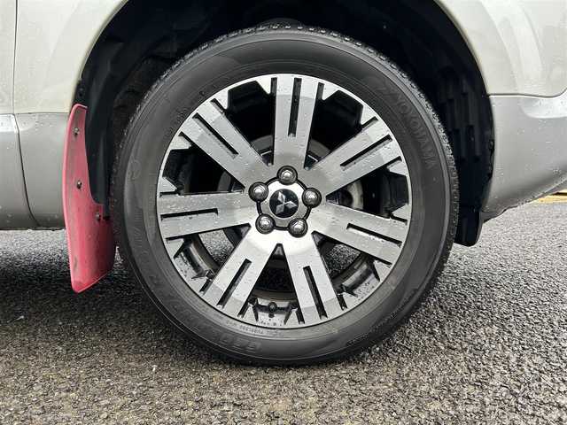 三菱 デリカＤ：５ ジャスパー 宮城県 2019(平31)年 7.5万km ウォームホワイトP/スターリングシルバーM 社外ナビ/(DVD/SD/AM・FM/TV(フルセグ)Bluetooth)/社外後席用フリップダウンモニター/社外ドライブレコーダー前後/バックカメラ/両面パワースライドドア/ドライブモードセレクター/アダプティブクルーズコントロール/純正１８インチアルミホイール225/55R18/純正フロアマット/シートヒーター/ETC/運転席パワーシート