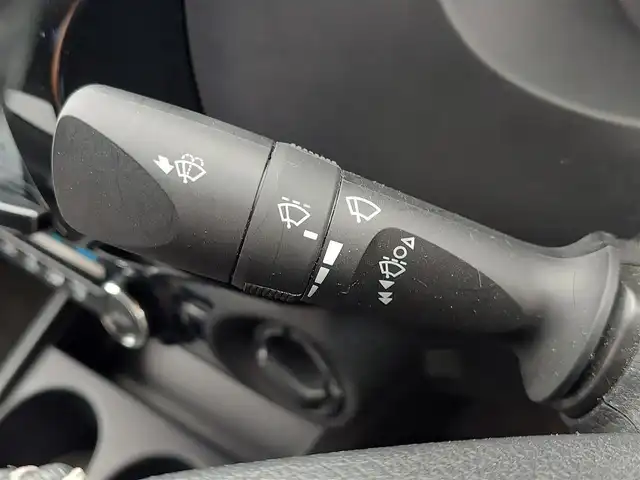 トヨタ ハイラックス Z 東京都 2021(令3)年 1.9万km アティチュードブラックマイカ ワンオーナー/社外ナビ/ドライブレコーダー/Bluetooth/フルセグテレビ/純正アルミホイール/純正フロアマット/プリクラッシュセーフティ/レーンキープアシスト/オートライト/LEDヘッドライト/ドアバイザー/新車保証書/取扱説明書