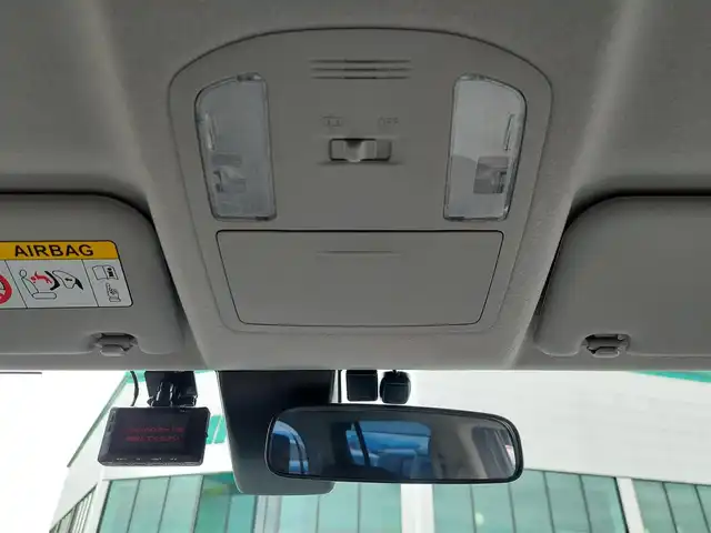 トヨタ ハイラックス Z 東京都 2021(令3)年 1.9万km アティチュードブラックマイカ ワンオーナー/社外ナビ/ドライブレコーダー/Bluetooth/フルセグテレビ/純正アルミホイール/純正フロアマット/プリクラッシュセーフティ/レーンキープアシスト/オートライト/LEDヘッドライト/ドアバイザー/新車保証書/取扱説明書