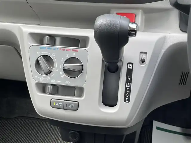トヨタ ピクシスエポック X SAⅢ 宮崎県 2020(令2)年 2.7万km ファイアークォーツレッドM アイドリングストップ/ドライブレコーダー/純正フロアマット/オートマチックハイビーム/LEDヘッドライト/横滑り防止装置/コーナーセンサー/盗難防止装置/衝突被害軽減システム/ダブルエアバッグ