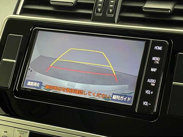トヨタ ランドクルーザー プラド TX Lパッケージ マットブラED 新潟県 2022(令4)年 2.1万km ホワイトパールクリスタルシャイン 4WD/純正ディーラーオプションナビ（型式：NSZT-W68T）/・AM/FM/CD/DVD/Bluetooth/フルセグ/バックモニター/トヨタセーフティセンス/アダプティブクルーズコントロ―ル/衝突被害軽減システム/サンルーフ/純正ETC2.0/前方ドライブレコーダー/純正フロアマット/3列シート/前席パワーシート/レザーシート/前席エアシート/ルーフレール/純正18インチAW夏タイヤ/ABS/横滑り防止機能/前後コーナーセンサー/盗難防止装置/純正LEDヘッドライト/オートライト/オートマチックハイビーム