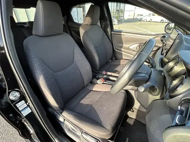 トヨタ ヤリス ハイブリッド Z 鳥取県 2020(令2)年 3.4万km ブラック ４WD/ワンオーナー/純正ナビ/フルセグ/BT/USB/パノラミックビューカメラ/ビルトインETC/前席シートヒーター/トヨタセーフティセンス/レーダークルーズコントロール/レーンキープアシスト/LEDヘッドライ/オートライト/社外16インチアルミホイール/プッシュエンジンスタート/フロアマット・ドアバイザー/保証書・取扱説明書/スペアキー