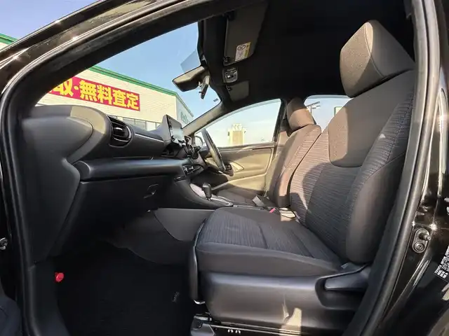トヨタ ヤリス ハイブリッド Z 鳥取県 2020(令2)年 3.4万km ブラック ４WD/ワンオーナー/純正ナビ/フルセグ/BT/USB/パノラミックビューカメラ/ビルトインETC/前席シートヒーター/トヨタセーフティセンス/レーダークルーズコントロール/レーンキープアシスト/LEDヘッドライ/オートライト/社外16インチアルミホイール/プッシュエンジンスタート/フロアマット・ドアバイザー/保証書・取扱説明書/スペアキー