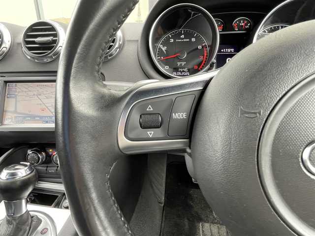 アウディ ＴＴクーペ 2．0 TFSI クワトロ 石川県 2008(平20)年 4.5万km 白 純正ナビ/フルセグTV/可変リアスポイラー/純正18インチアルミホイール/キセノンヘッドライト/ETC/運転席/助手席パワーシート/RS仕様ハニカムグリル/オートライト/パドルシフト