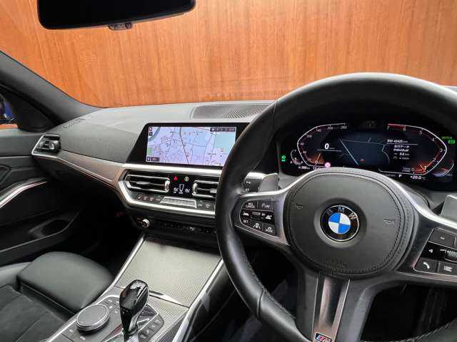 ＢＭＷ ＢＭＷ ３２０ｉ Mスポーツ 千葉県 2019(令1)年 4.3万km 青Ｍ ＡＣＣ　/オプション１９インチＡＷ　/半革シート　/ナビ　/Ｂｌｕｅｔｏｏｔｈ接続　/３６０°電動シート　/シートＨ　/電動トランク　/ＬＥＤヘッドライト　/オートハイビーム　/衝突軽減Ｂ　/ＢＳＭ　/ＬＫＡ　/ＥＴＣ