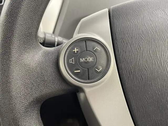 トヨタ プリウス α S Lセレクション 三重県 2012(平24)年 9.7万km ブラック 禁煙車/社外ナビ/バックカメラ/ETC/スマートキー/プッシュスタート/オートライト/ステアリングスイッチ/サマータイヤ付き社外AW4本積込有（205.60R16）