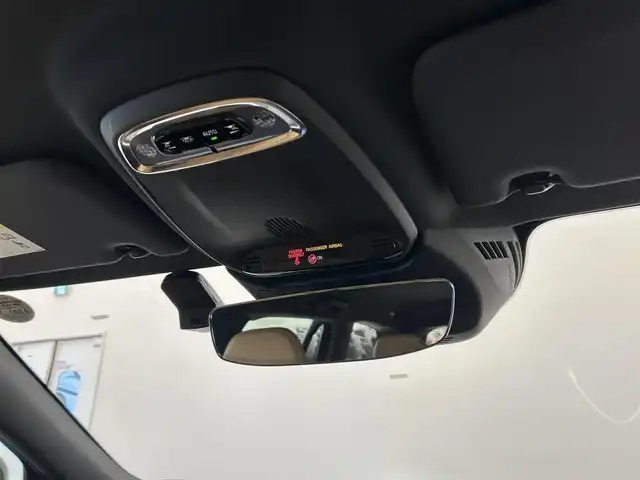 ボルボ Ｖ６０ T5 モメンタム 岡山県 2018(平30)年 3.5万km オニキスブラックP 純正SENSUSナビ/Rカメラ/本革シート/シートヒーター/Bluetooth/Apple car play/ＬＥＤヘッドライト/フルセグＴＶ/アクティブハイビーム/City Safety/Lane keeping Aid/Road Sign Information/Driver Alert/自動防眩ミラー/オートライト/オートワイパー/ブレーキＡＨ/PDC/PTG/ACC