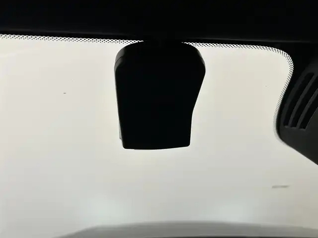 ボルボ Ｖ６０ T5 モメンタム 岡山県 2018(平30)年 3.5万km オニキスブラックP 純正SENSUSナビ/Rカメラ/本革シート/シートヒーター/Bluetooth/Apple car play/ＬＥＤヘッドライト/フルセグＴＶ/アクティブハイビーム/City Safety/Lane keeping Aid/Road Sign Information/Driver Alert/自動防眩ミラー/オートライト/オートワイパー/ブレーキＡＨ/PDC/PTG/ACC