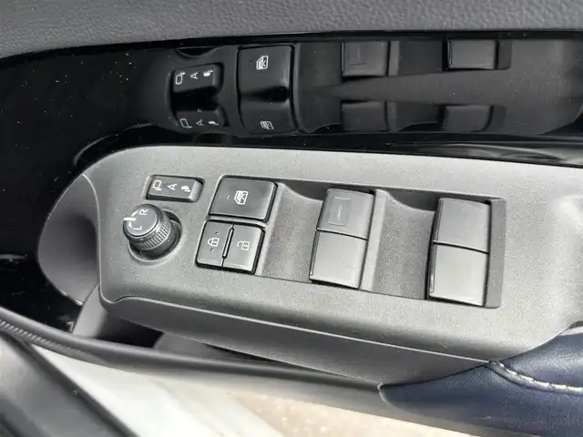 トヨタ アクア Z 宮城県 2022(令4)年 2.4万km クォーツホワイトクリスタルシャイン 登録時走行距離２３４８９ｋｍ/ワンオーナー/モデリスタエアロ/コンフォートパッケージ/ハーフレザーシート/運転席パワーシート/ヒートシーター/ステアリングヒーター/純正ディスプレイオーディオ/・Bluetooth/・USB/全方位カメラ/前後ドライブレコーダー/ETC/トヨタ　セーフティーセンス/レーダークルーズコントロール/プリクラッシュセーフティ/横滑り防止装置/クリアランスソナー/レーンキープアシスト/盗難防止装置/オートライト/オートマチックハイビーム/LED　ヘッドライト/フォグランプ/ウインカーミラー/純正フロアマット/純正16インチアルミホイール/保証書/取扱説明書/記録簿