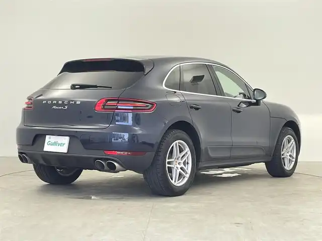 ポルシェ マカン S 千葉県 2016(平28)年 6.9万km ナイトブルーメタリック ユーザー買取/禁煙車/スポーツクロノパッケージ/純正ナビ/・Disc/Bluetooth/Jukebox/Radio/バックカメラ/スポーツモード/スポーツ＋モード/マニュアルモード/オフロード/パドルシフト/ETC/シートヒーター/電子パーキングブレーキ/パワーシート/パワーバックドア/キーレス/スペアキー