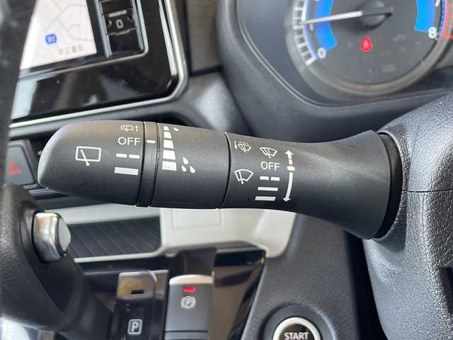 三菱 デリカミニ T プレミアム 静岡県 2024(令6)年 0.9万km オレンジⅡ 【主要装備】/デジタルインナーミラー　/アラウンドビューモニター　/純正ナビ　/マイパイロット　/両側パワースライドドア　/シートヒーター　/ステアリングヒーター　/アイドリングストップ　/ドライブレコーダー　/ＥＴＣ　/パドルシフト/純正15インチアルミホイール/プッシュスタート/スマートキー/スペアキー有り/LEDヘッドライト/取説・保証書付き