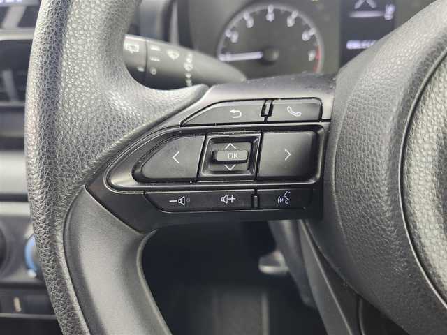 トヨタ ヤリス X 愛知県 2020(令2)年 2.6万km コーラルクリスタルシャイン トヨタセーフティセンス/　　・プリクラッシュブレーキ/　　・レーンディバーチャーアラート/　　・レーントレーシングアシスト/　　・レーダークルーズコントロール/　　・オートマチックハイビーム/　　・ロードサインアシスト/クリアランスソナー/ドライブレコーダー/純正8インチディスプレイオーディオ/　　・Bluetooth対応/　　・USBポート/バックカメラ/ステアリングリモコン/純正フロアマット/純正ホイールキャップ/純正ハロゲンヘッドライト/スペアキー