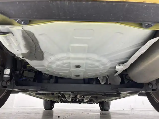 日産 キックス X 茨城県 2021(令3)年 1.9万km サンライトイエロー 純正９インチメモリーナビ/フルセグＴＶ/Bluetooth対応/メーカーオプション/寒冷地仕様/ステアリングヒーター/前席シートヒーター/インテリジェントルームミラー/ビルトインＥＴＣ/セーフティアシスト/インテリジェントルームミラー/アラウンドビューモニター/ＬＥＤヘッドライト/ハイビームアシスト/純正１７インチＡＷ