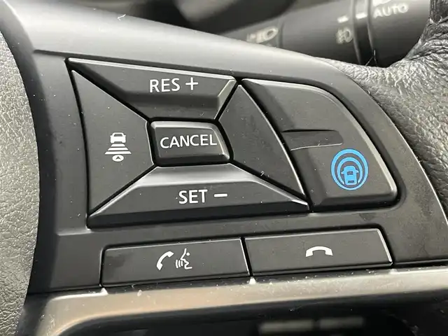 日産 キックス X 茨城県 2021(令3)年 1.9万km サンライトイエロー 純正９インチメモリーナビ/フルセグＴＶ/Bluetooth対応/メーカーオプション/寒冷地仕様/ステアリングヒーター/前席シートヒーター/インテリジェントルームミラー/ビルトインＥＴＣ/セーフティアシスト/インテリジェントルームミラー/アラウンドビューモニター/ＬＥＤヘッドライト/ハイビームアシスト/純正１７インチＡＷ