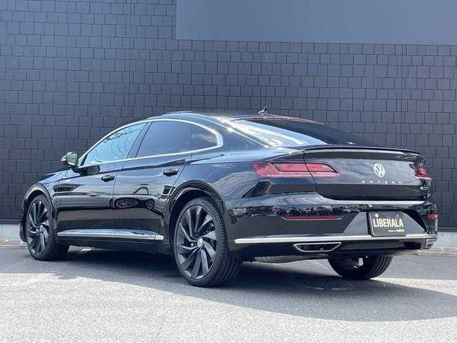 フォルクスワーゲン アルテオン TSI 4モーション Rラインアドバンス 埼玉県 2019(令1)年 2.8万km 黒 黒革シート/サンルーフ/ＤＹＮＡＵＤＩＯ/ＨＵD/純正メモリーナビ/(Bluetooth/USB/フルセグ)/３６０度カメラ/ＡＣＣ/シートヒーター/パワーシート/パワーバックドア/ドラレコ/ＬＥＤヘッドライト/デジタルメーター/ＥＴＣ