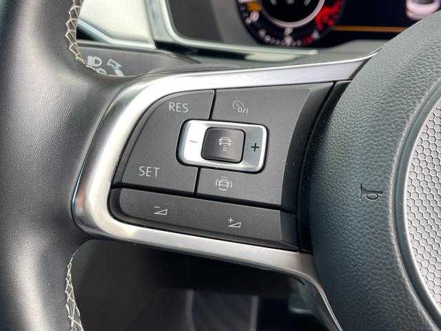 フォルクスワーゲン アルテオン TSI 4モーション Rラインアドバンス 埼玉県 2019(令1)年 2.8万km 黒 黒革シート/サンルーフ/ＤＹＮＡＵＤＩＯ/ＨＵD/純正メモリーナビ/(Bluetooth/USB/フルセグ)/３６０度カメラ/ＡＣＣ/シートヒーター/パワーシート/パワーバックドア/ドラレコ/ＬＥＤヘッドライト/デジタルメーター/ＥＴＣ