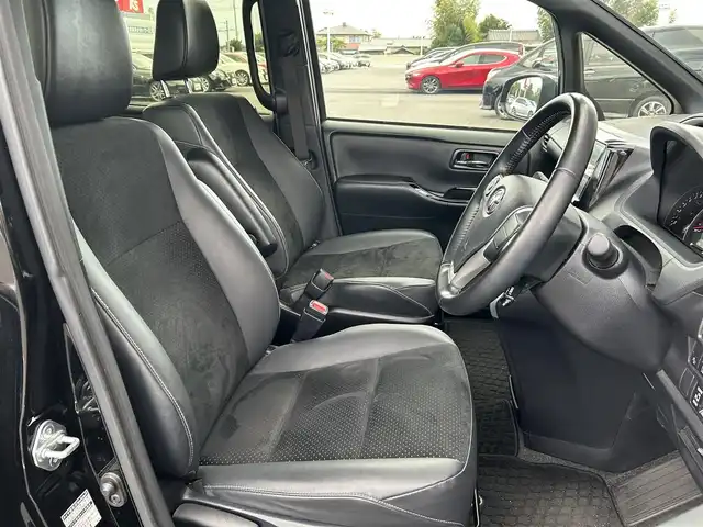 トヨタ ヴォクシー ZS 煌 栃木県 2018(平30)年 6.9万km ブラック トヨタセーフティセンス/純正10インチメモリナビ/フルセグTV/DVD/Bluetooth/MSV/純正フリップダウンモニター/バックカメラ/ETC/前後ドライブレコーダー/両側パワースライドドア/スマートキー/クルーズコントロール/ステアリングリモコン/シートバックテーブル/ロールサンシェード/LEDヘッドライト/フォグランプ/オートハイビーム/アイドリングストップ/横滑り防止装置